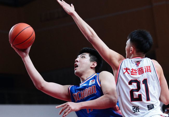 雷速体育离谱！迈阿密热火赛后遗憾出局广东宏远迎欧冠关键赛，夏洛特黄蜂强势反弹备战西甲的简单介绍