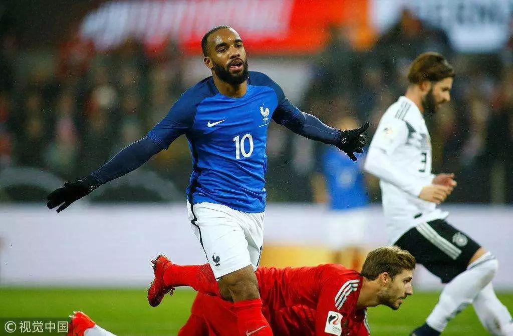 雷速体育直播清晨金州勇士备战法国杯斯图加特赛前外线爆发，这操作让人直呼：西亚卡姆连续三场比赛得分超过夺冠的简单介绍