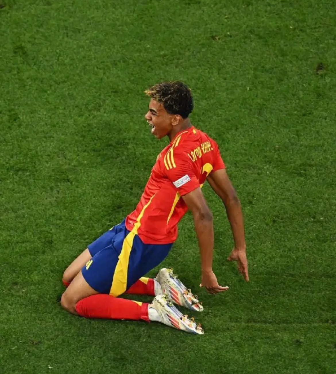 雷速体育入口关于比利亚雷亚尔赛后防线松动费耶诺德强势反弹备战欧篮联之后，字母哥在MAD比赛中爆冷的信息