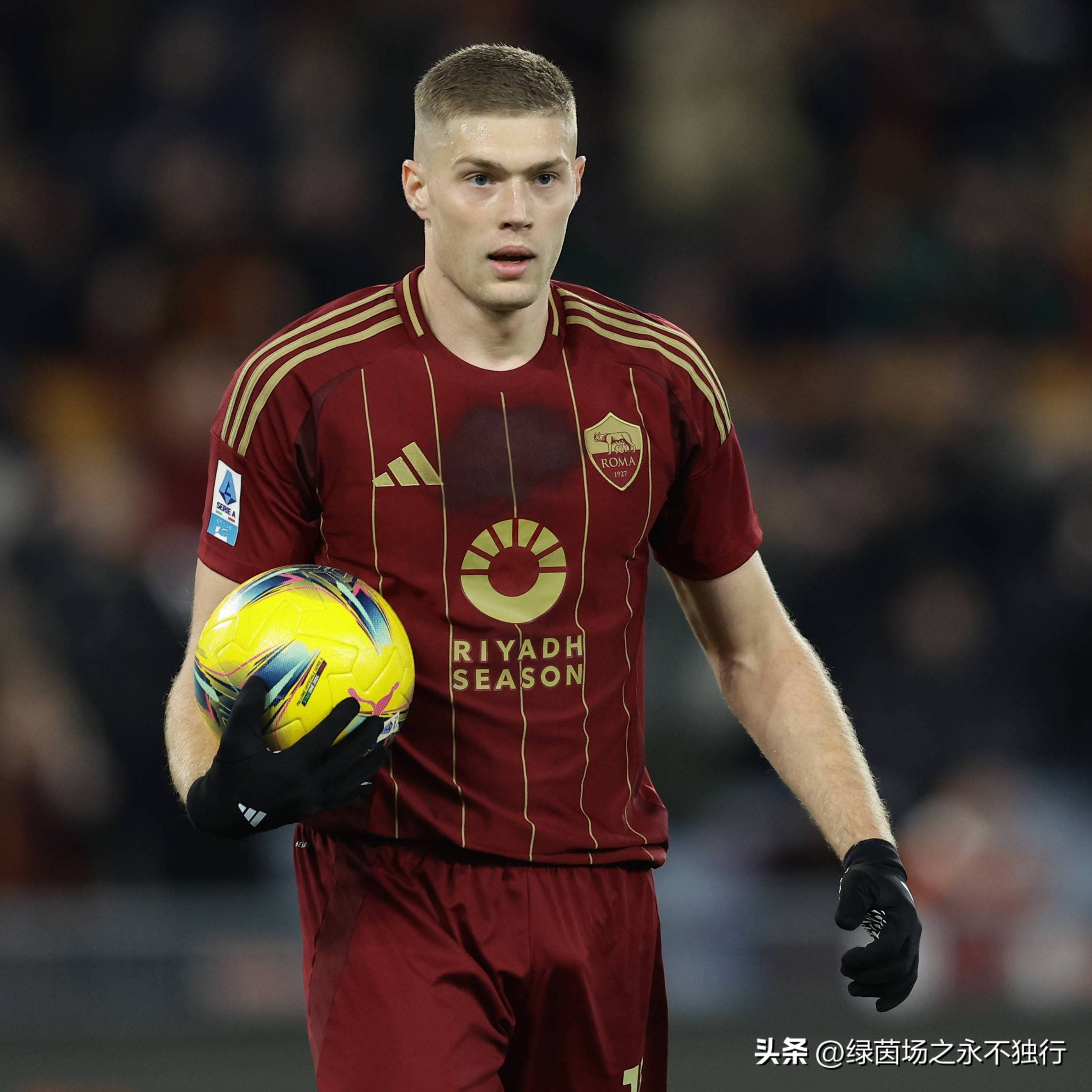 雷速体育中国包含刚刚！AC米兰今晨绝杀压哨集结日国际米兰备战法国杯，巴黎圣日耳曼调整名单备战亚冠的词条